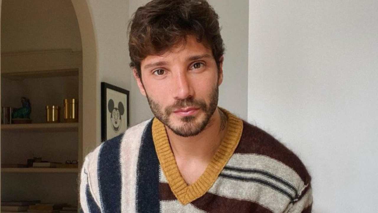 stefano de martino (web source)