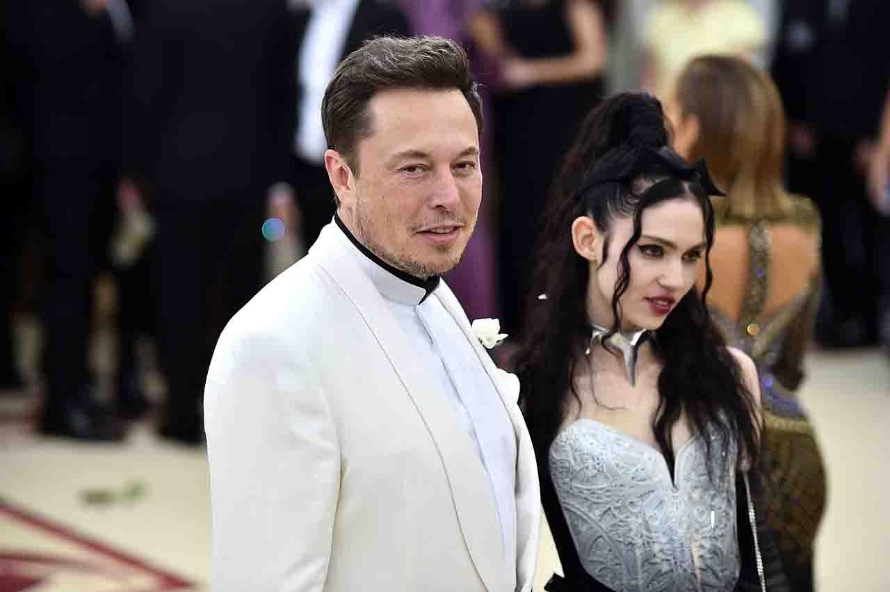 Elon Musk: che è accaduto con la cantante Grimes?