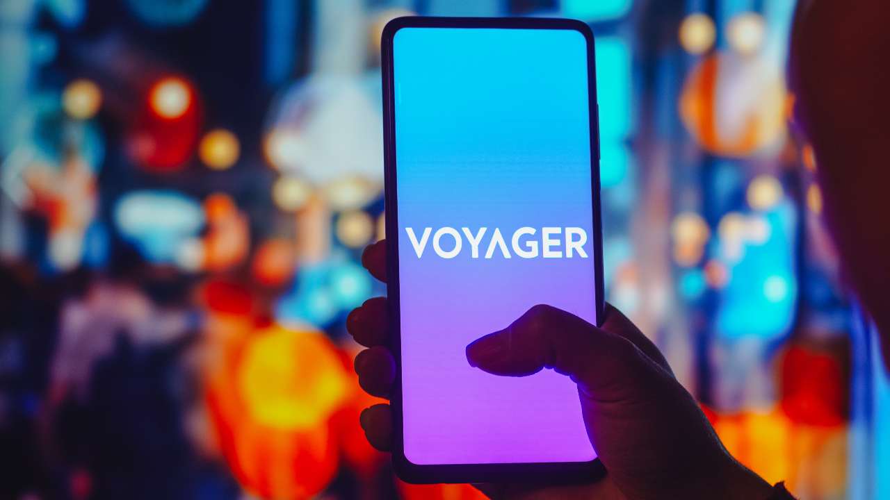 voyager digital