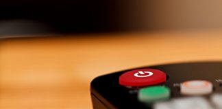Sky e digitale terrestre, cambiamenti da aprile: serve questo decoder